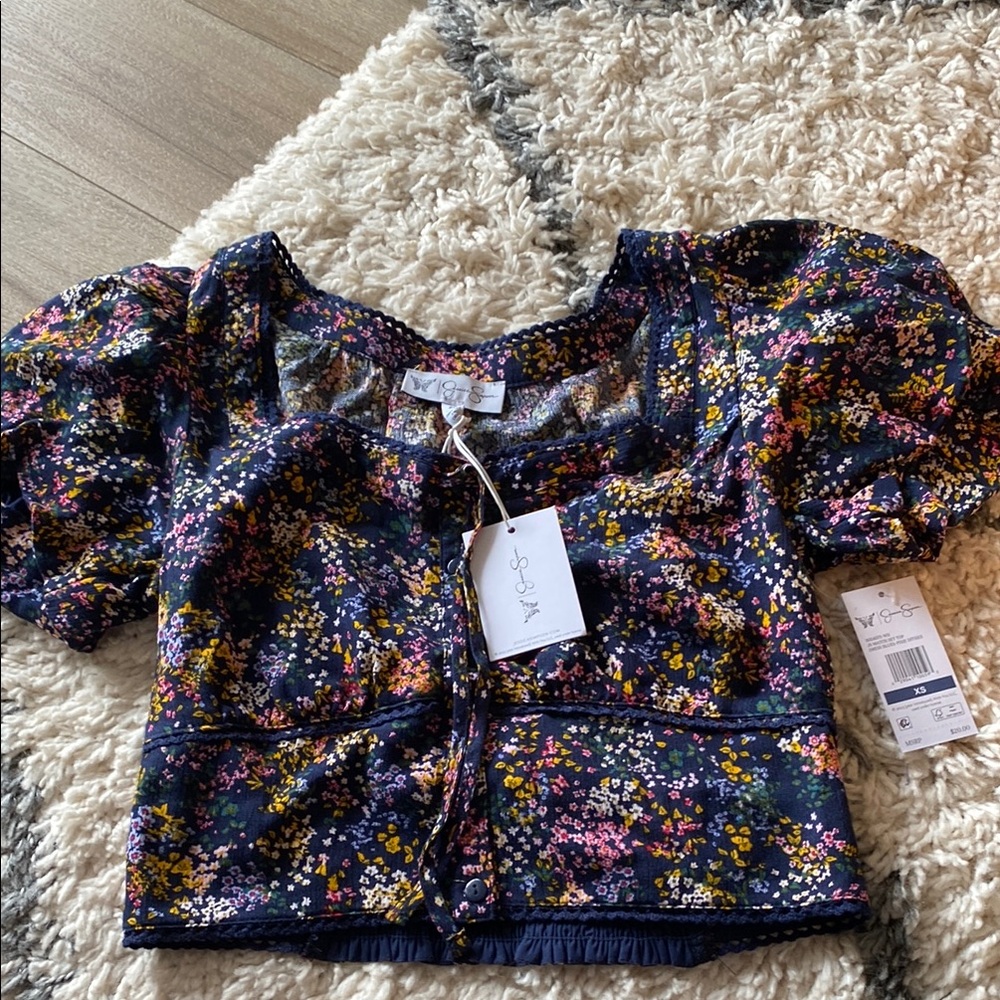 Floral Puff Sleeve Crop Top
